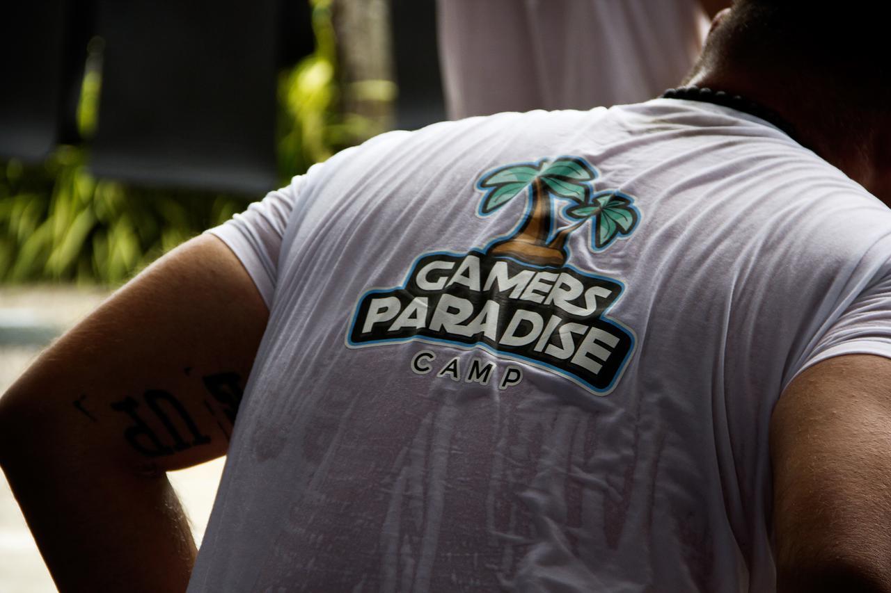 Gamers Paradise Hotel Chalong Luaran gambar