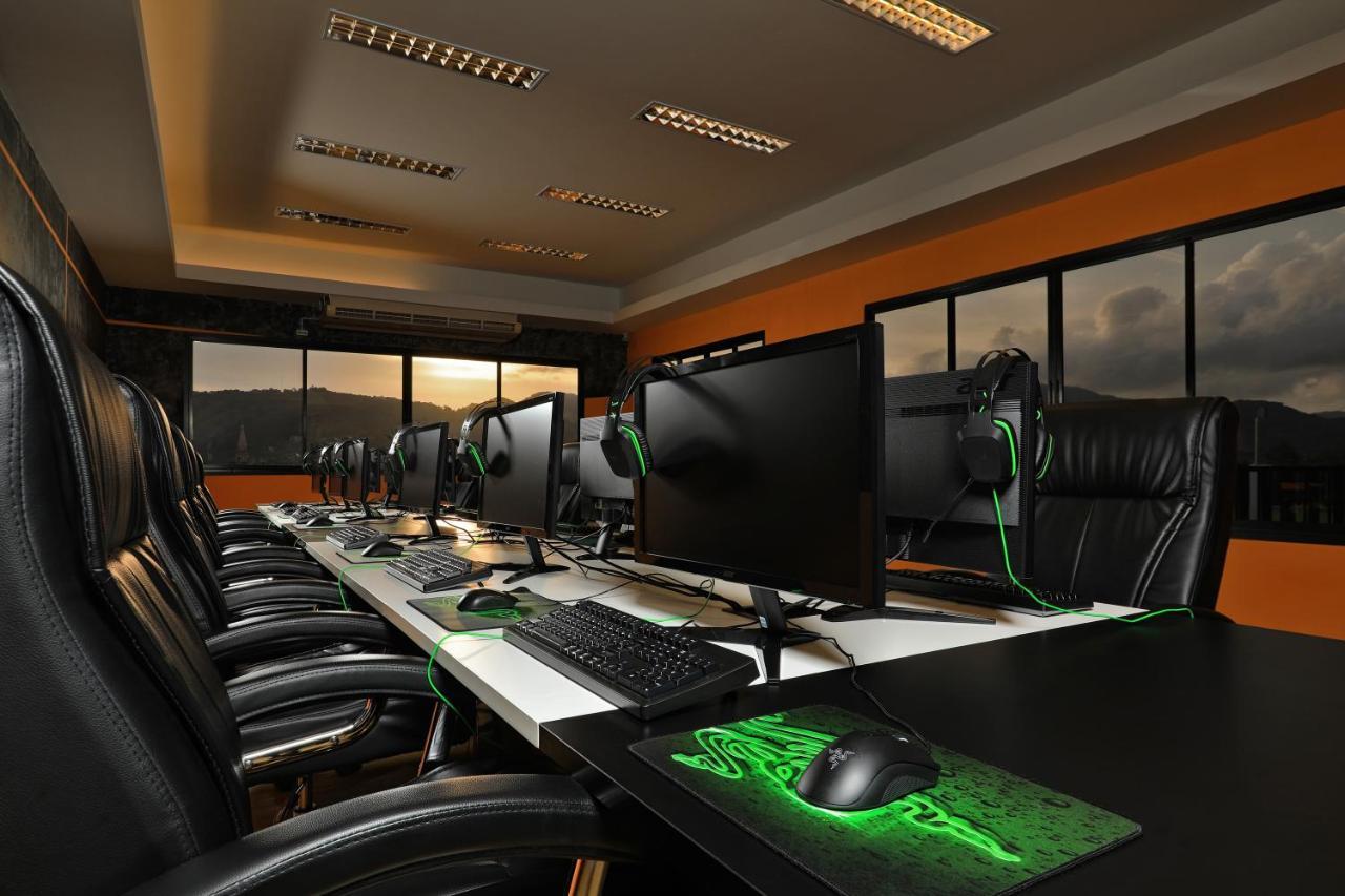 Gamers Paradise Hotel Chalong Luaran gambar