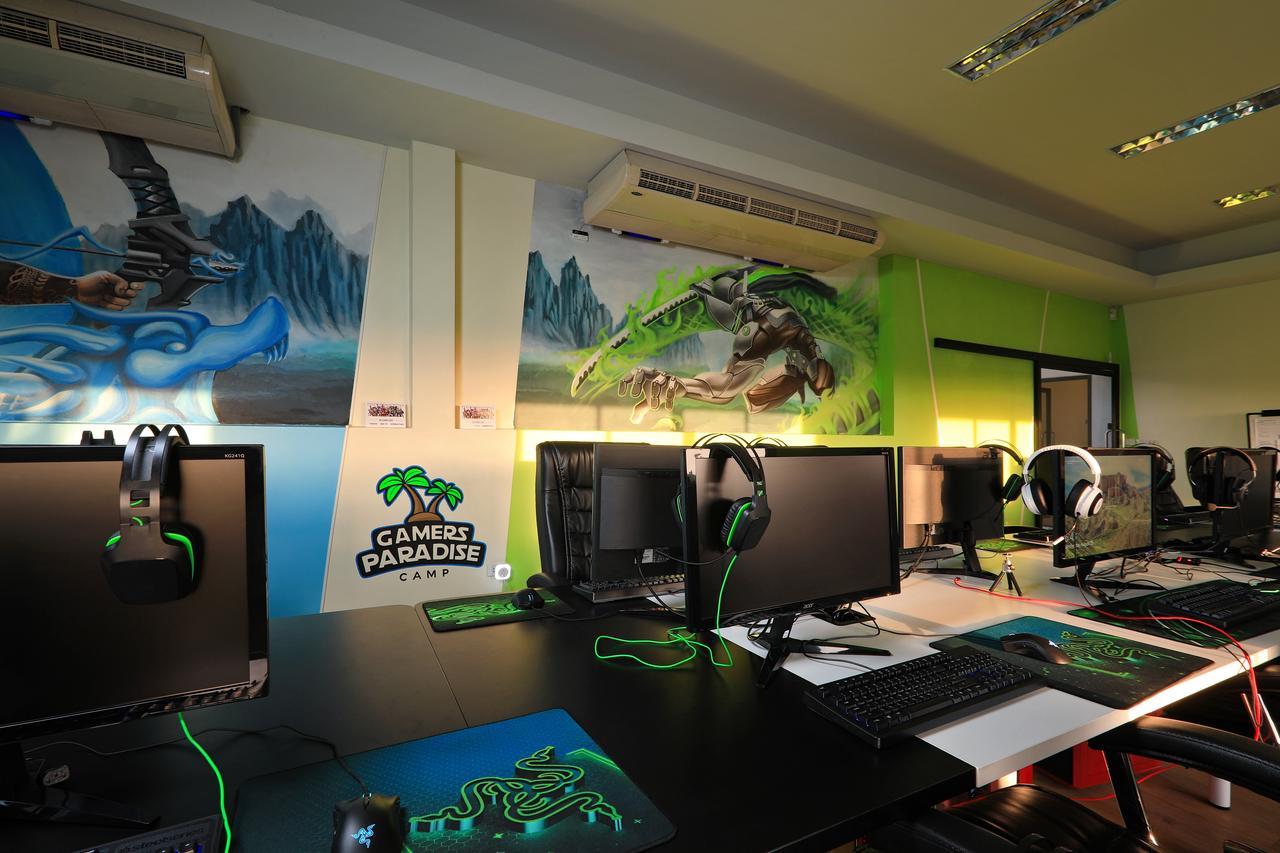 Gamers Paradise Hotel Chalong Luaran gambar